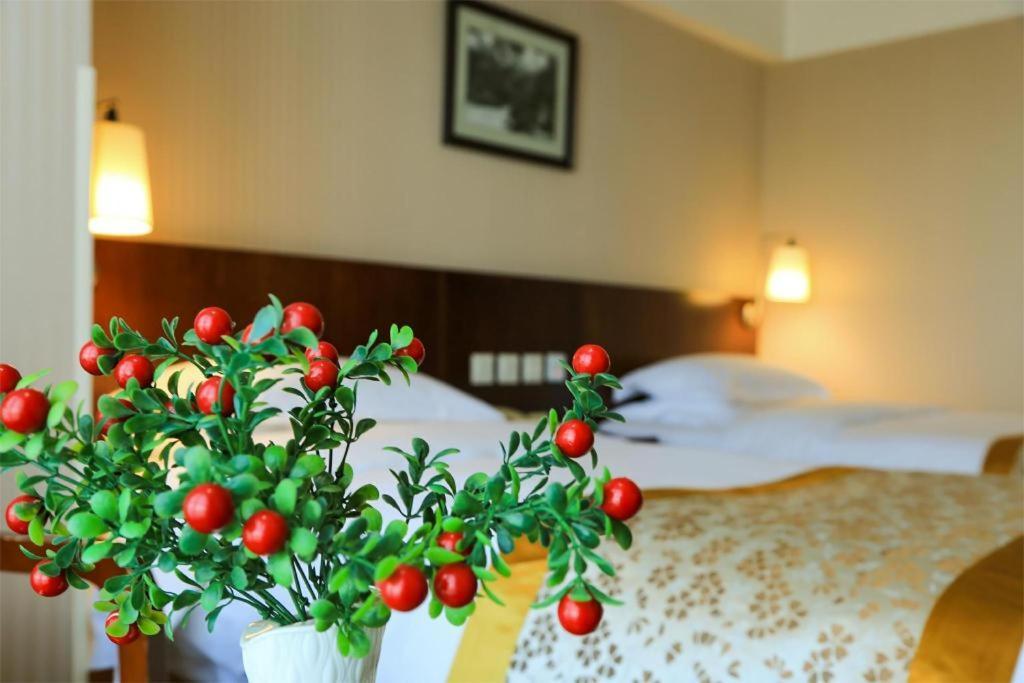 Dong Fang Hotel Pechino Esterno foto
