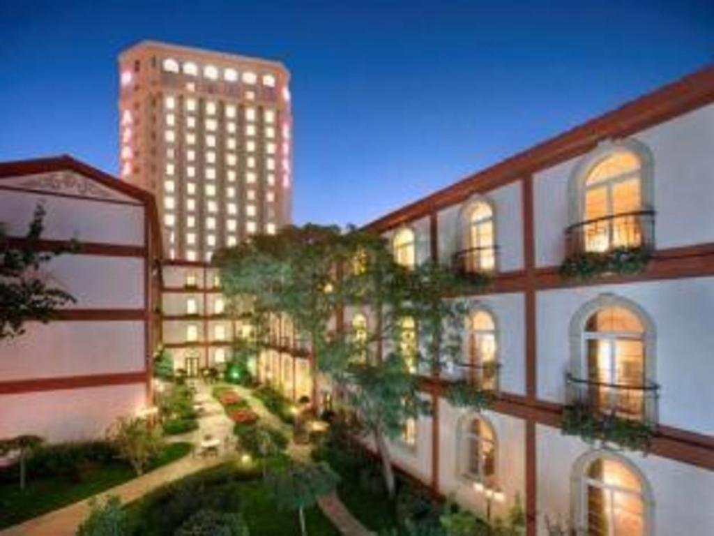 Dong Fang Hotel Pechino Esterno foto