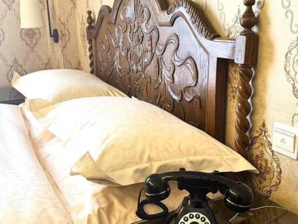 Dong Fang Hotel Pechino Esterno foto