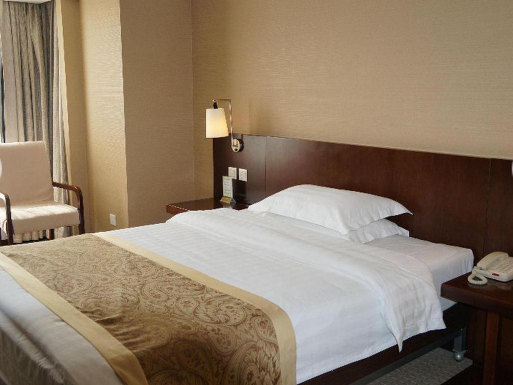Dong Fang Hotel Pechino Esterno foto